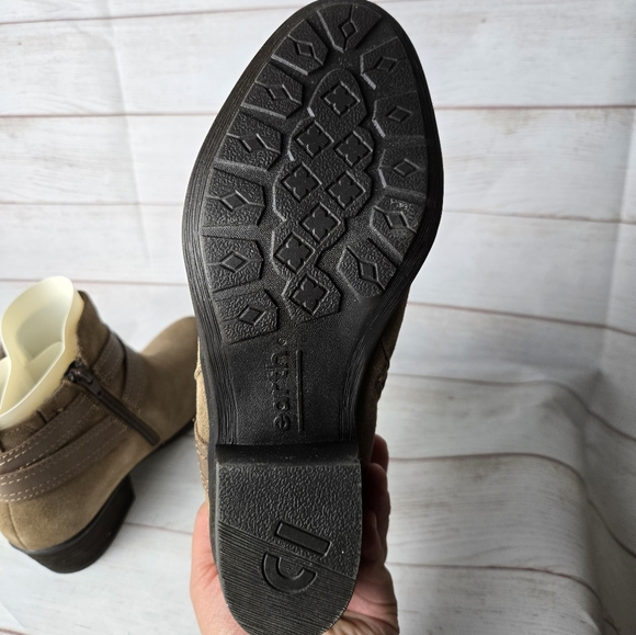 Earth Origins Booties Women Size 8 - Picture 5 of 6